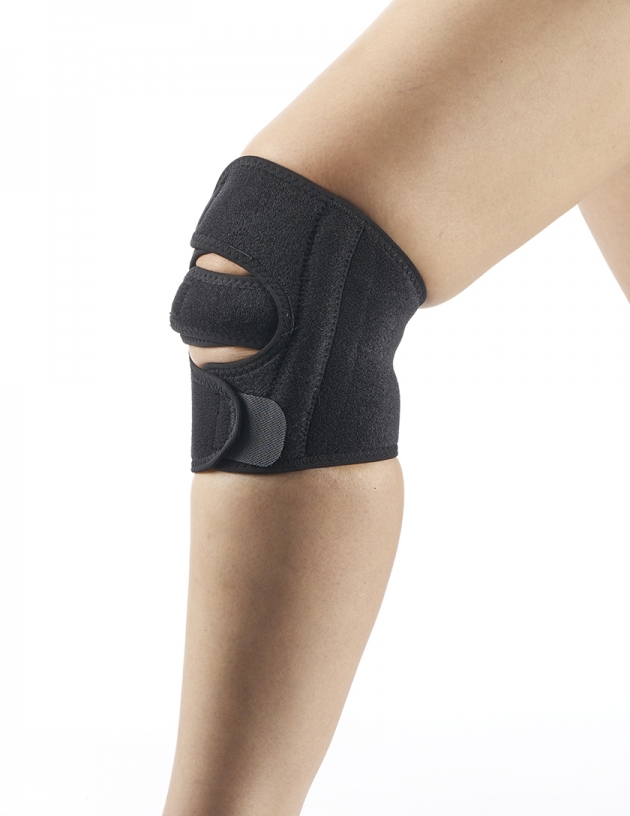 MC-005 Airprene Knee Brace with Patella Stabilizer 1