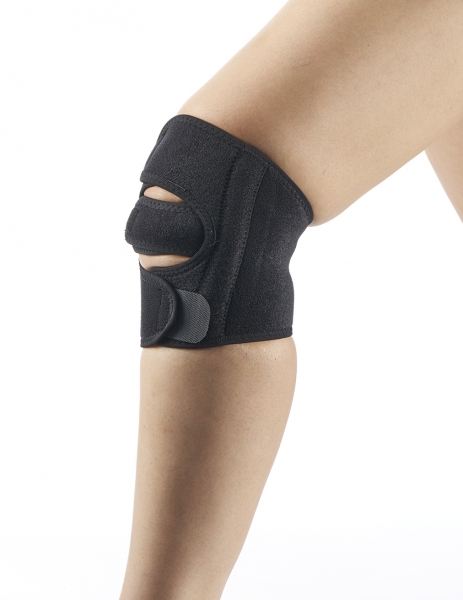 MC-005 Airprene Knee Brace with Patella Stabilizer